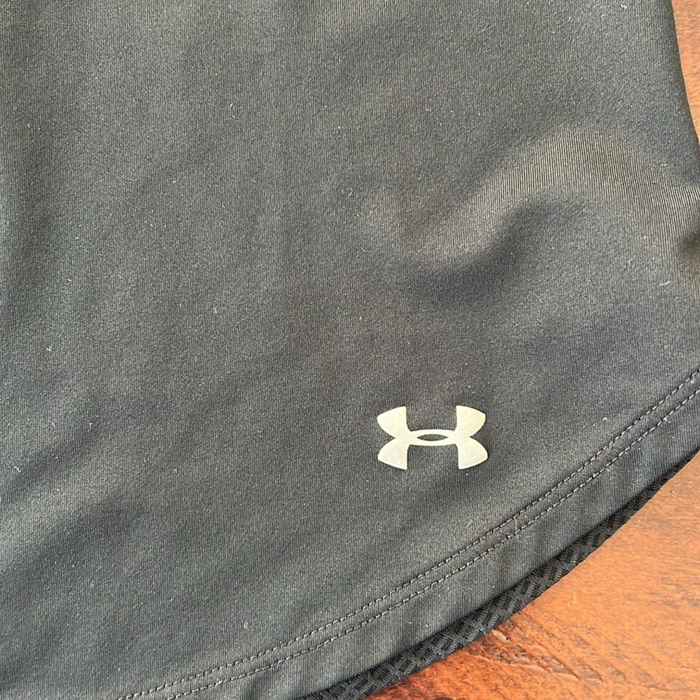 Under Armour Tank - Picture 3 of 4
